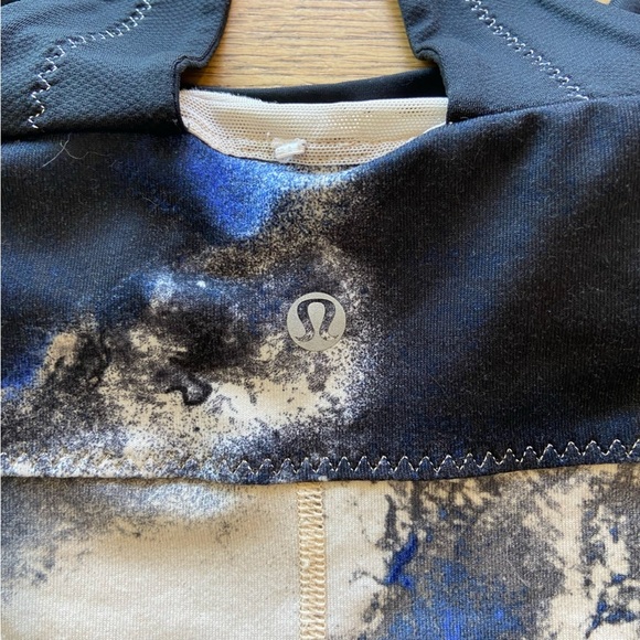 Womens Lululemon Scoop Me Up Tank size 6 - Picture 9 of 11